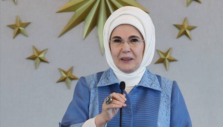 emine-erdoganinmelania-trumpa-gazze-mektubu-dunya-basininda-9lazzswD.jpg