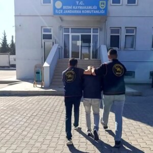 uyusturucu suclusu yakalandi XgPVXlZc