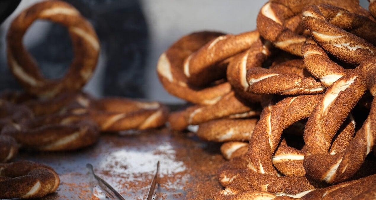 bakanligi takan yok resmi fiyati 15 tl olan simit sokakta 20 tl MhIqi6tw