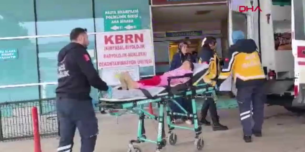 9 yasindaki cocugun uzerine 250 kiloluk demir kapi devrildi XDi44WL9.jpg