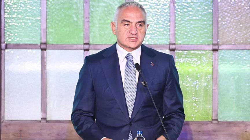 bakan ersoy acikladi haydarpasa ve sirkeci gari yeniden hayat buluyor MjdntZ2Y