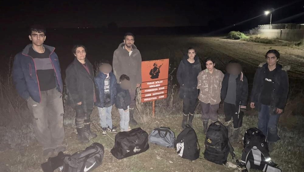 edirnede gocmen operasyonu YvR2OV8F.jpg