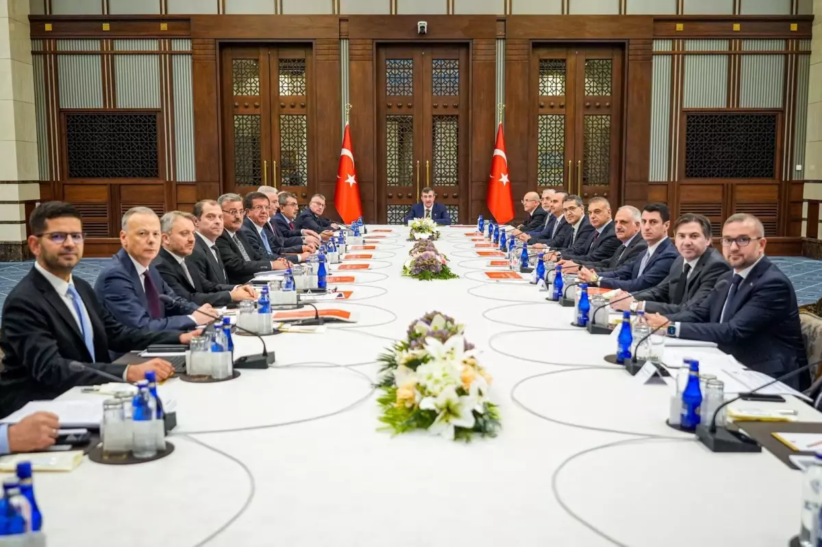 ekk ekonomik reformlari ve hedefleri belirledi ARInCK4E