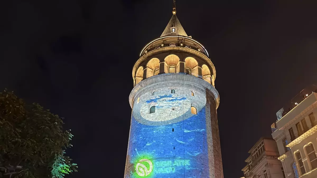 galata kulesinde sifir atik temasi GyDHSaZ5.jpg