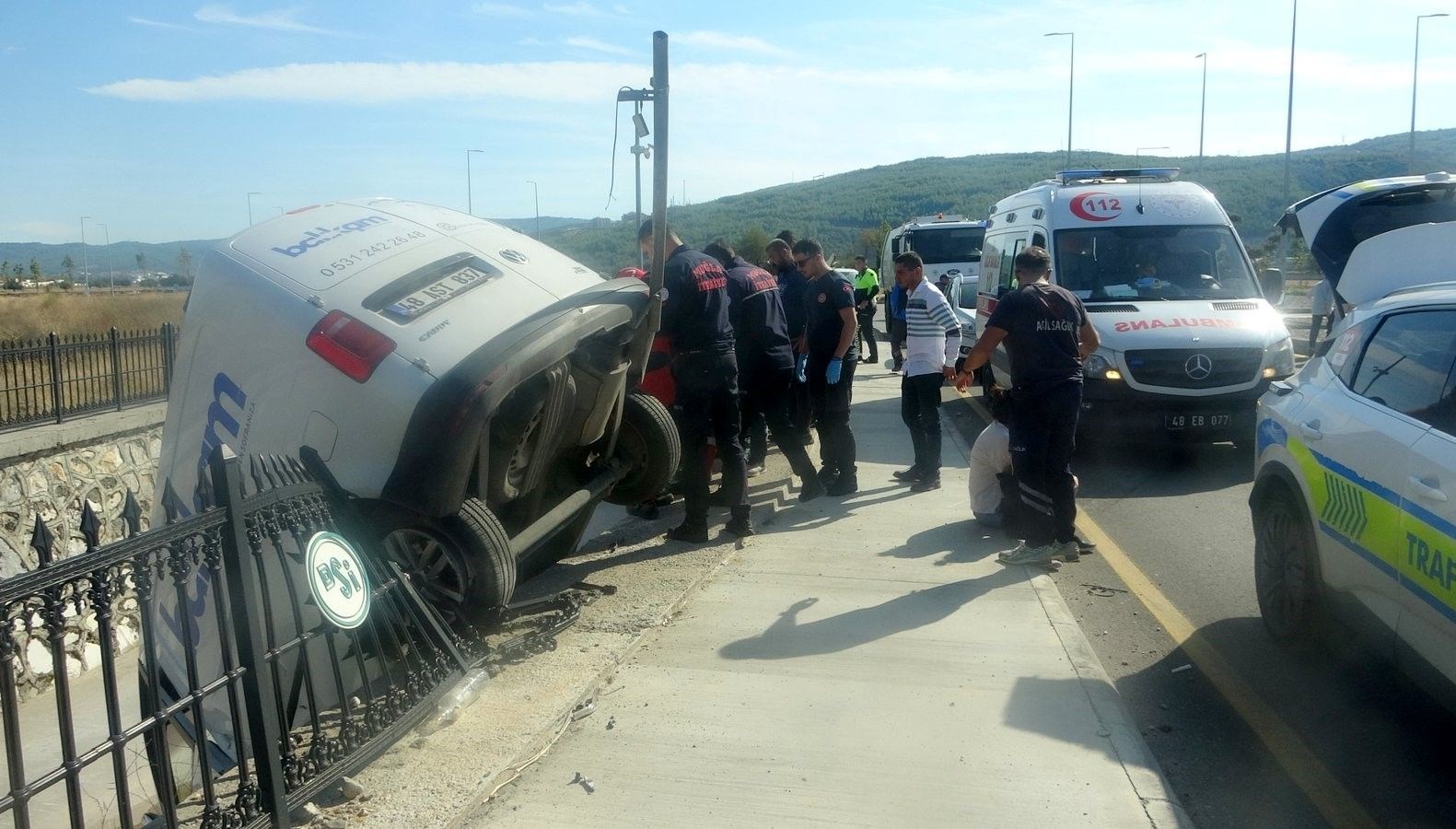 kazada emniyet kemeri hayat kurtardi Ekg1PsYX