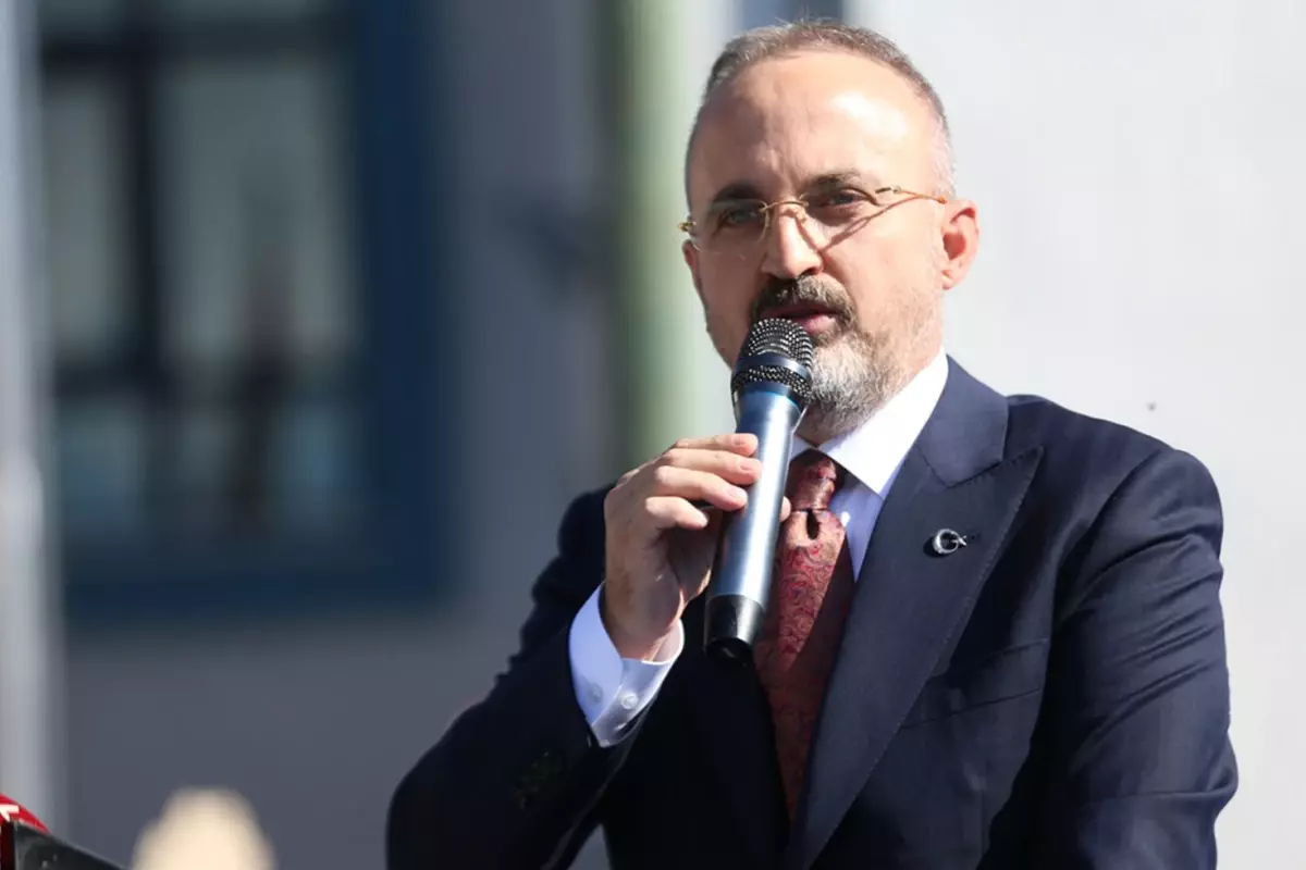 tbmmdeki ocalan sloganlarina bulent turandan tepki hic mi akilli adam yok ayPFyq7C