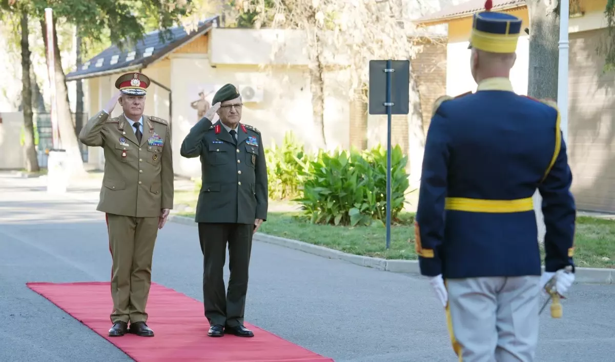 tokel romanyada askeri temaslarda bulundu DSnbYH89.jpg