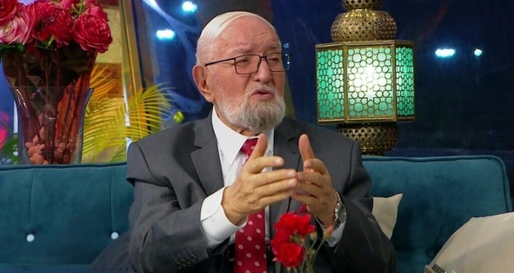 ilahiyatci-necmettin-nursacan-85-yasinda-evlendi-DJP72hT6